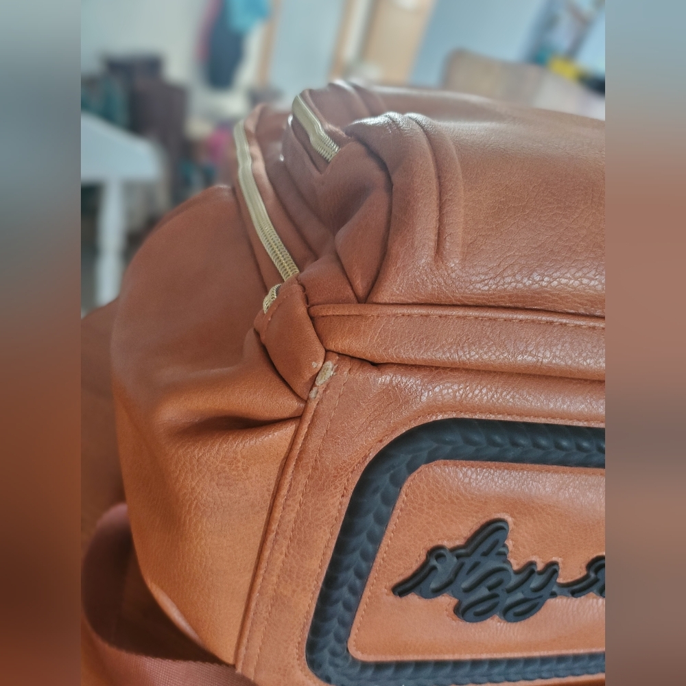 Itzy Ritzy Boss Plus - Picture 5 of 12